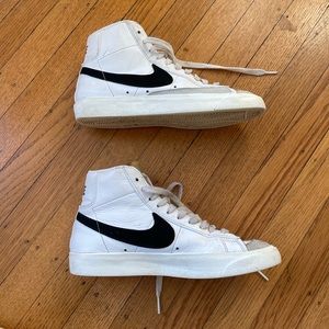 nike blazers - men’s size 6, women’s size 7.5